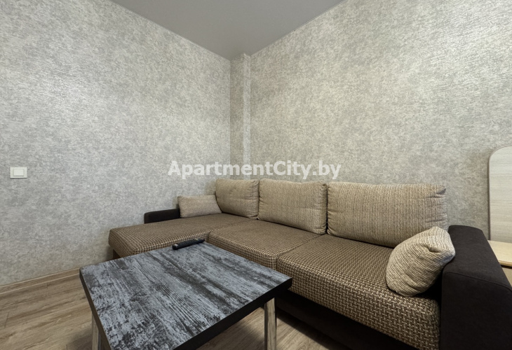 Квартира на сутки улица Фатина 4а